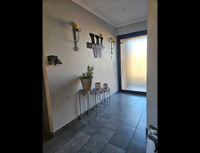 3 BEDROOM HOUSE FOR SALE IN RIVERSDALE